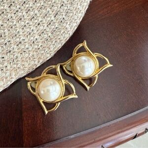 Vintage  ClipOn Earrings